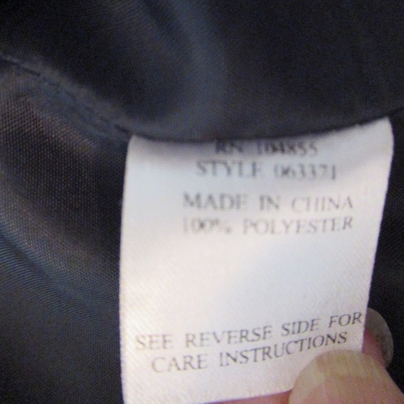 Henry Lee Women's Black Blazer - Picture 7 of 11